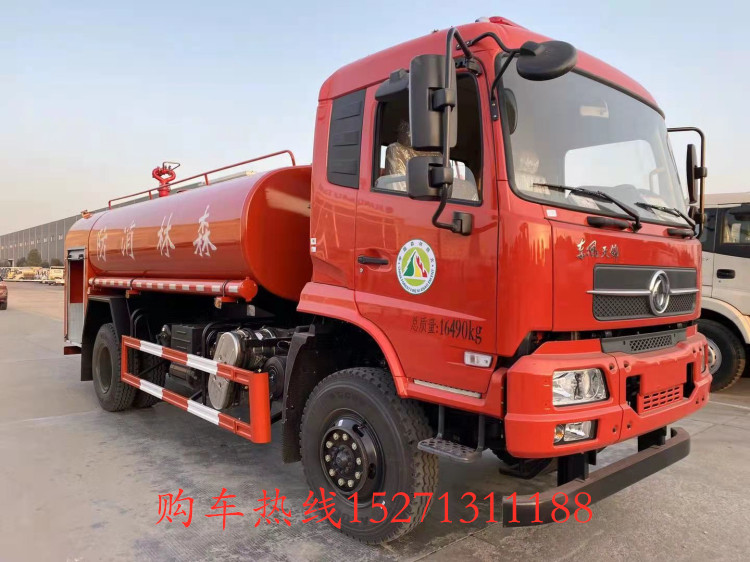 4X4��ԽҰ������ˮ܇