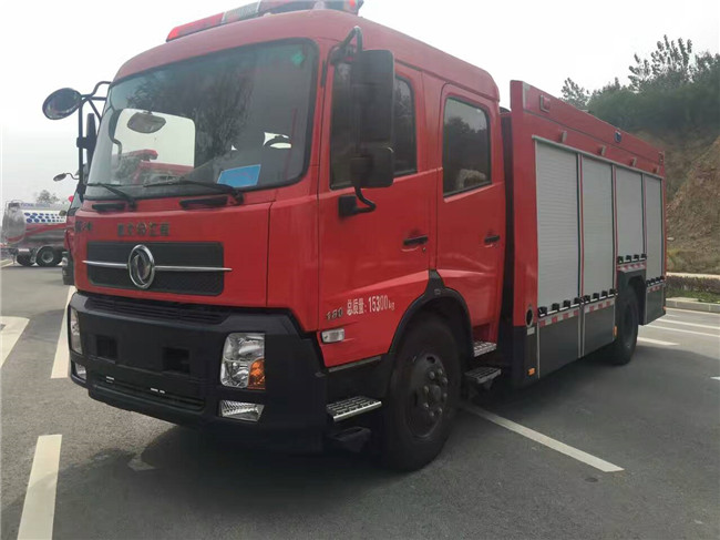 東風天錦7噸泡沫消防車(國五)